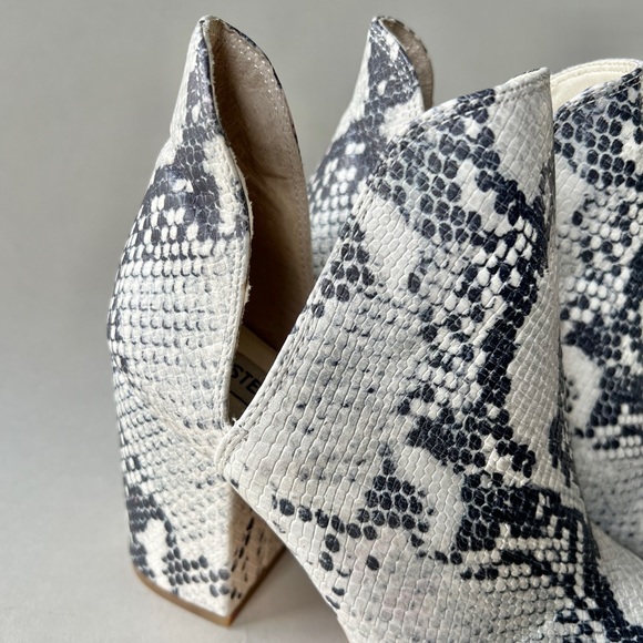 Steve Madden Rookie Ankle Booties - Picture 5 of 7